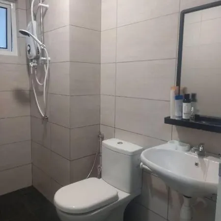 Rental Or Homestay Aisya Kajang Bangi Exterior photo